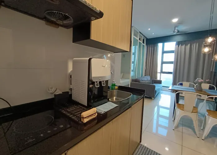 Robertson Cozy 3 Bedroom Family Suite With Netflix